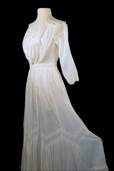 Edwardian side detail